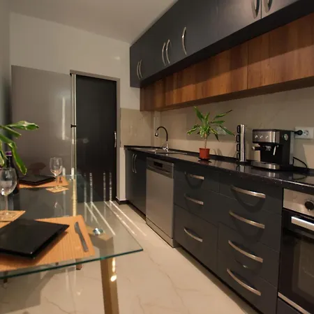 The Knightly Guest Apartment