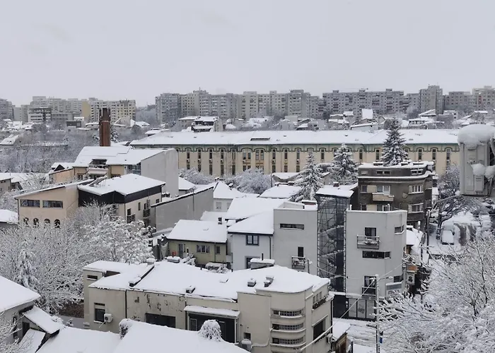 The Knightly Guest Βουκουρέστι